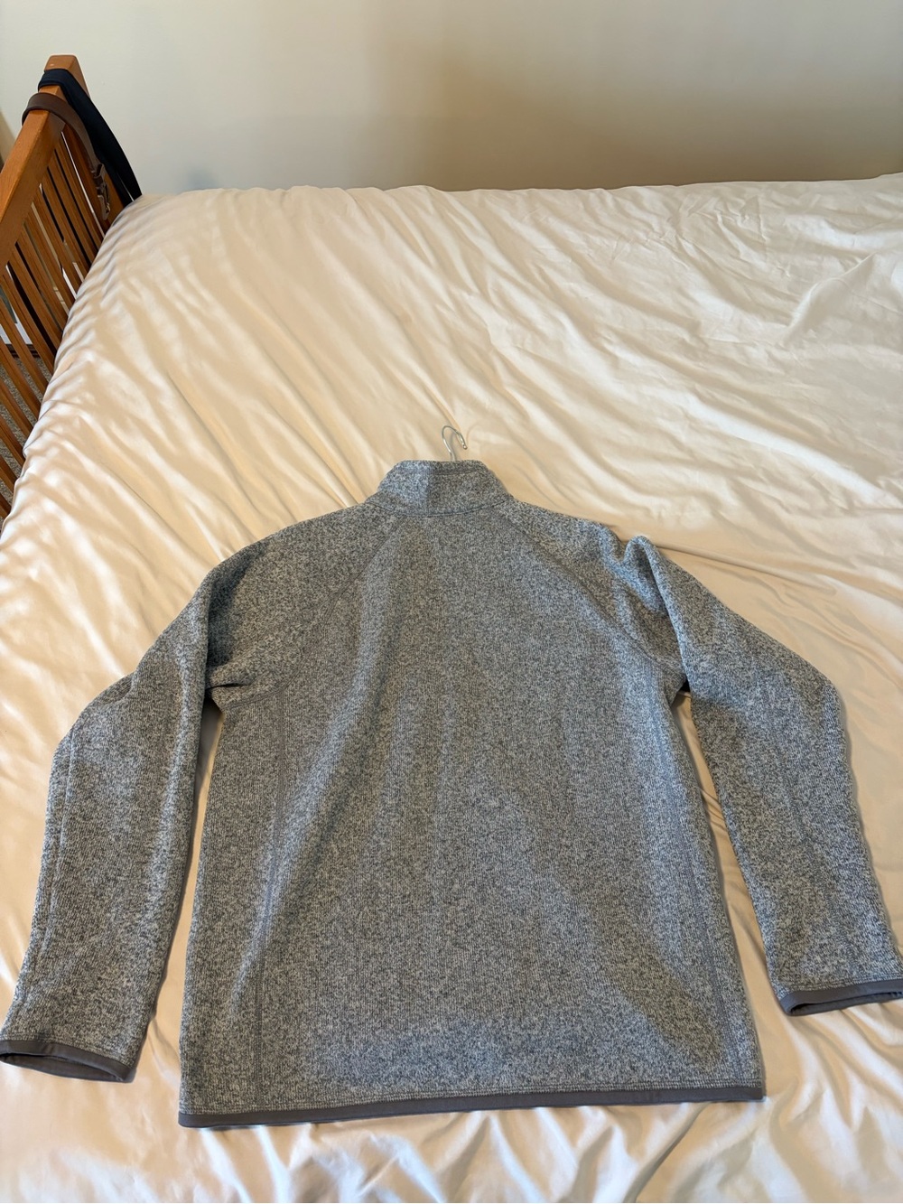 Men’s Patagonia - Picture 2 of 3